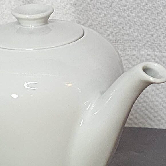 R KPM Krister Germany White Pattern KPM132 Porcelain Coffee Pot 1952-1965 MCMod - Picture 9 of 16